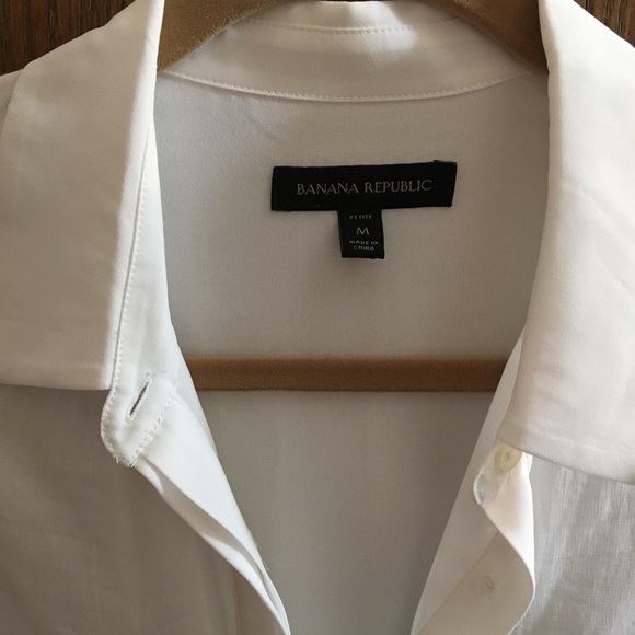Banana Republic White Button Down Blouse - Picture 2 of 4